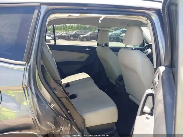 3VV0B7AX9JM011299 2018 VOLKSWAGEN TIGUAN - Image 8