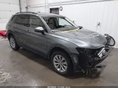 3VV0B7AX9JM016003 2018 VOLKSWAGEN TIGUAN