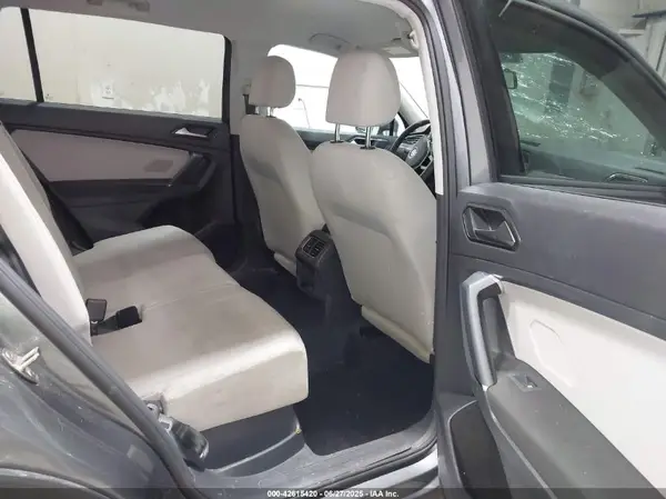 3VV0B7AX9JM016003 2018 VOLKSWAGEN TIGUAN - Image 8