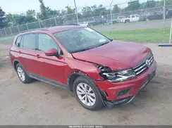 3VV0B7AX9JM026773 2018 VOLKSWAGEN TIGUAN