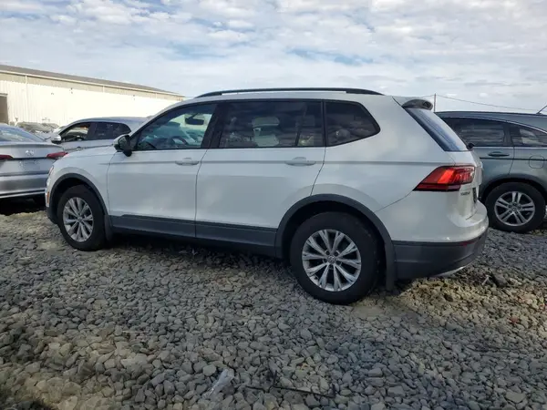 3VV0B7AX9JM068540 2018 VOLKSWAGEN TIGUAN - Image 2