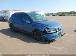 3VV0B7AX9JM069221 2018 VOLKSWAGEN TIGUAN