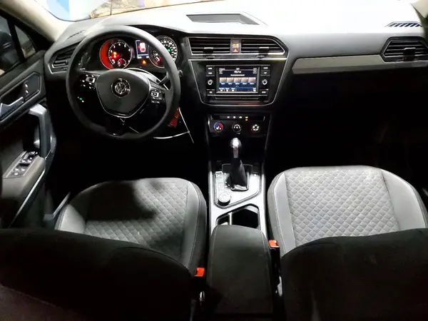 3VV0B7AX9JM080624 2018 VOLKSWAGEN TIGUAN - Image 8