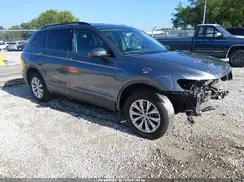 3VV0B7AX9JM111869 2018 VOLKSWAGEN TIGUAN