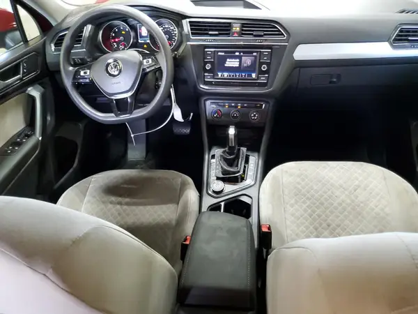 3VV0B7AX9JM111984 2018 VOLKSWAGEN TIGUAN - Image 8