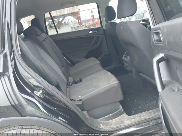 3VV0B7AX9KM019775 2019 VOLKSWAGEN TIGUAN - Image 8