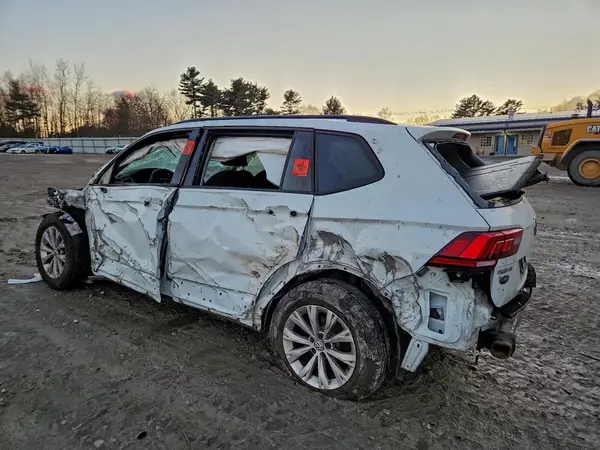 3VV0B7AX9KM027018 2019 VOLKSWAGEN TIGUAN - Image 2