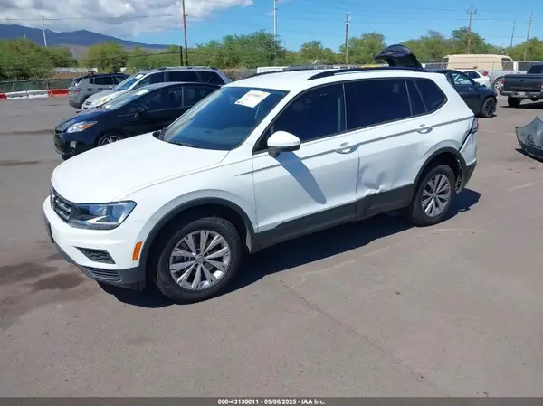 3VV0B7AX9KM045888 2019 VOLKSWAGEN TIGUAN - Image 2