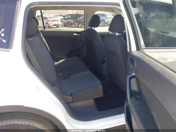 3VV0B7AX9KM045888 2019 VOLKSWAGEN TIGUAN - Image 8