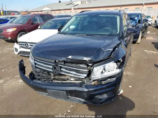 3VV0B7AX9KM152519 2019 VOLKSWAGEN TIGUAN - Image 1