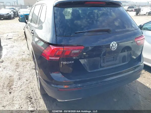 3VV0B7AX9KM152519 2019 VOLKSWAGEN TIGUAN - Image 2