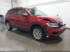 3VV0B7AX9KM192647 2019 VOLKSWAGEN TIGUAN