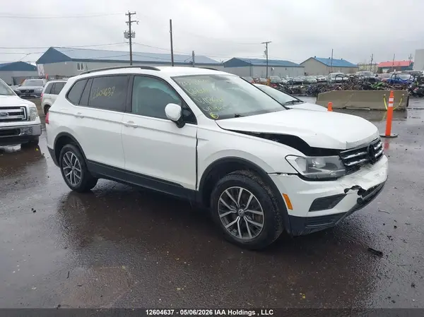 3VV0B7AX9LM113608 2020 VOLKSWAGEN TIGUAN - Image 1