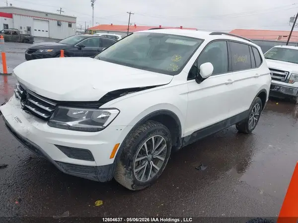 3VV0B7AX9LM113608 2020 VOLKSWAGEN TIGUAN - Image 2