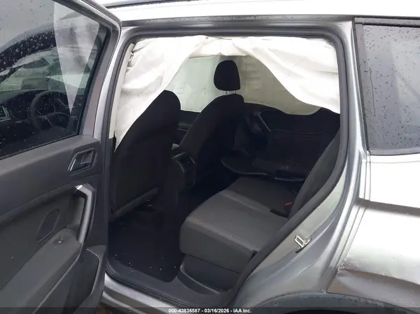 3VV0B7AX9MM003904 2021 VOLKSWAGEN TIGUAN - Image 8