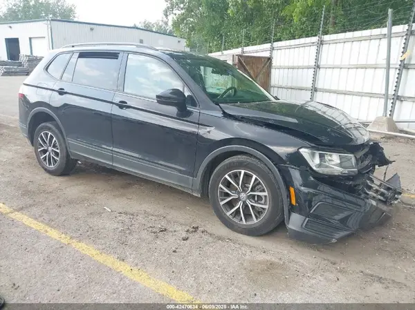 3VV0B7AX9MM007256 2021 VOLKSWAGEN TIGUAN - Image 1
