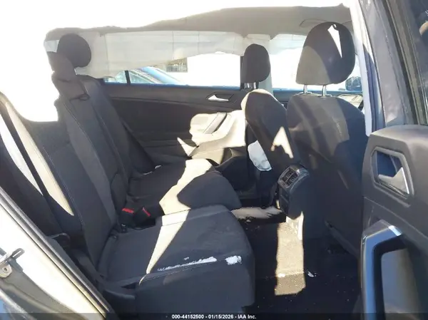 3VV0B7AX9MM032156 2021 VOLKSWAGEN TIGUAN - Image 8