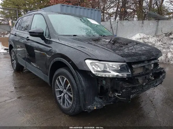 3VV0B7AX9MM103744 2021 VOLKSWAGEN TIGUAN - Image 1