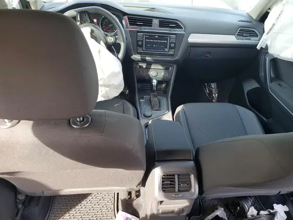 3VV0B7AX9MM144648 2021 VOLKSWAGEN TIGUAN - Image 8