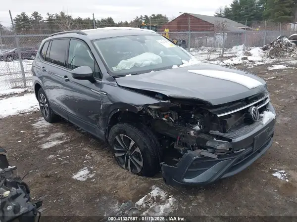3VV0B7AX9NM032305 2022 VOLKSWAGEN TIGUAN - Image 1