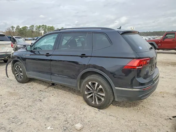 3VV0B7AX9NM121632 2022 VOLKSWAGEN TIGUAN - Image 2