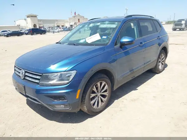 3VV0B7AXXJM015331 2018 VOLKSWAGEN TIGUAN - Image 2