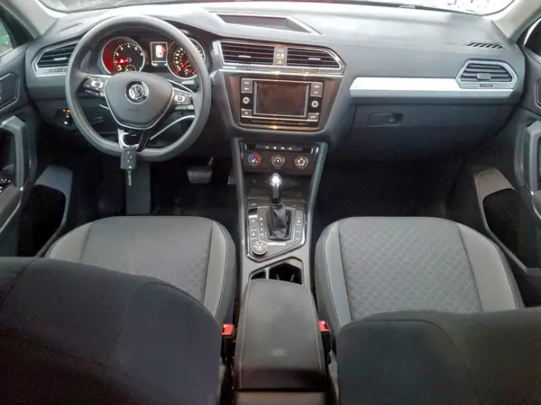 3VV0B7AXXJM066490 2018 VOLKSWAGEN TIGUAN - Image 8