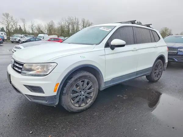 3VV0B7AXXJM077666 2018 VOLKSWAGEN TIGUAN - Image 1