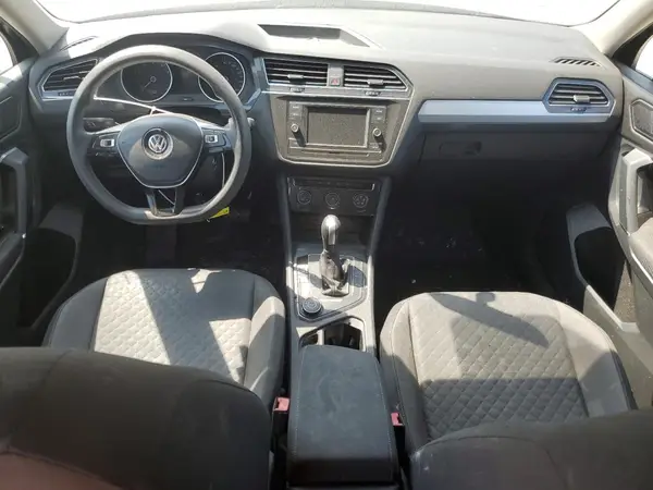 3VV0B7AXXJM088487 2018 VOLKSWAGEN TIGUAN - Image 8