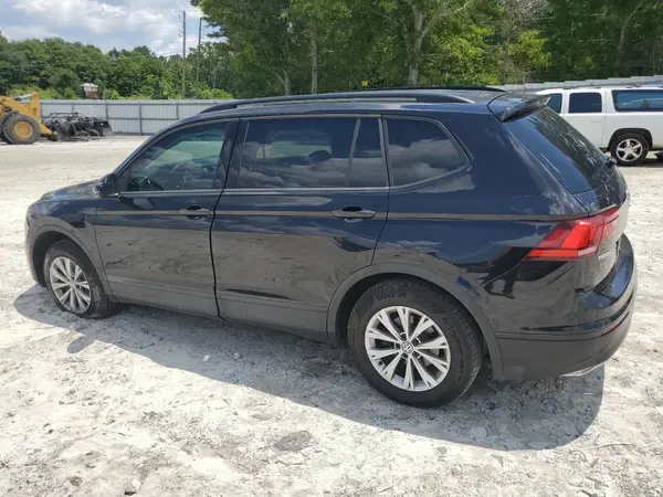 3VV0B7AXXJM098629 2018 VOLKSWAGEN TIGUAN - Image 2