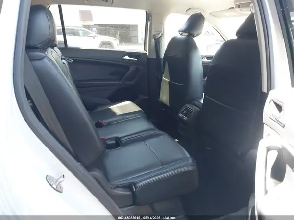 3VV0B7AXXJM104056 2018 VOLKSWAGEN TIGUAN - Image 8