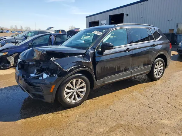 3VV0B7AXXJM106390 2018 VOLKSWAGEN TIGUAN - Image 1