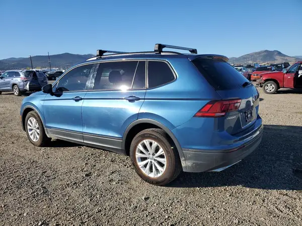 3VV0B7AXXJM116014 2018 VOLKSWAGEN TIGUAN - Image 2