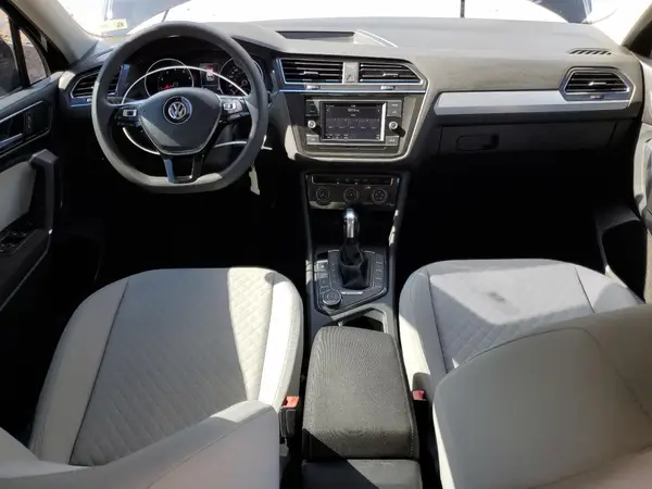 3VV0B7AXXJM122461 2018 VOLKSWAGEN TIGUAN - Image 8