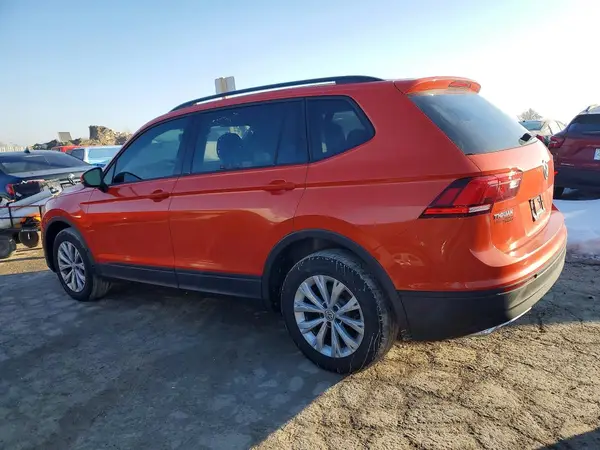 3VV0B7AXXJM134397 2018 VOLKSWAGEN TIGUAN - Image 2
