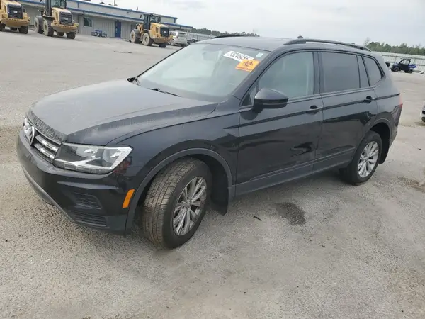 3VV0B7AXXJM147666 2018 VOLKSWAGEN TIGUAN - Image 1
