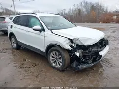 3VV0B7AXXJM155881 2018 VOLKSWAGEN TIGUAN