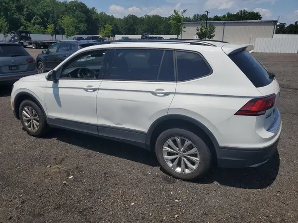 3VV0B7AXXKM004301 2019 VOLKSWAGEN TIGUAN - Image 2
