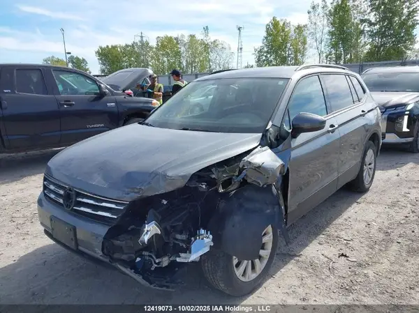 3VV0B7AXXKM025858 2019 VOLKSWAGEN TIGUAN - Image 2