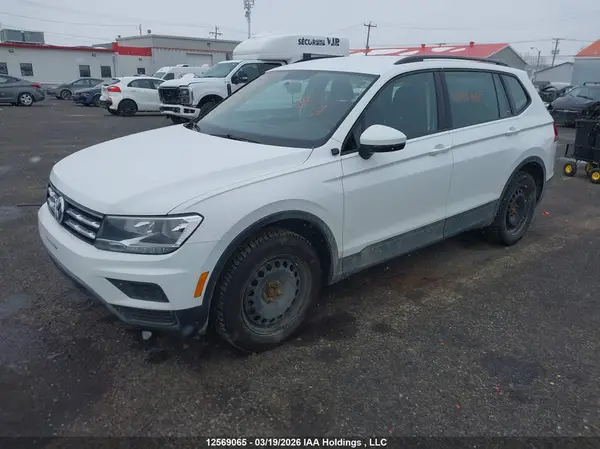 3VV0B7AXXLM126562 2020 VOLKSWAGEN TIGUAN - Image 2