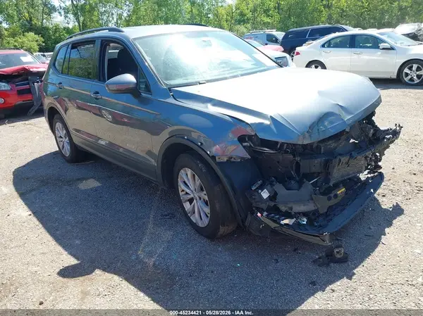 3VV0B7AXXLM133897 2020 VOLKSWAGEN TIGUAN - Image 1