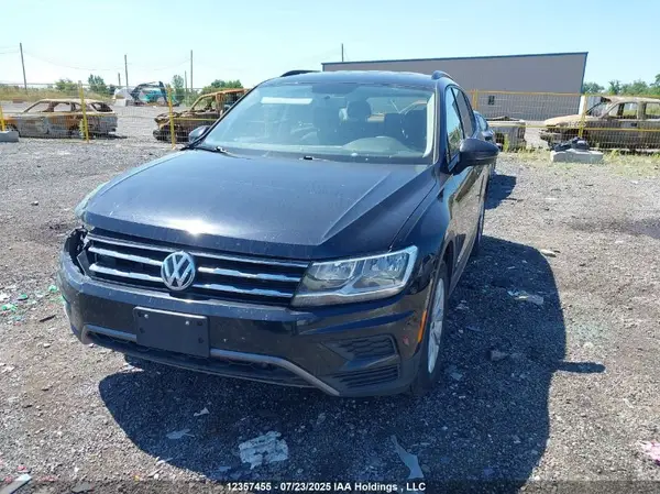 3VV0B7AXXMM063576 2021 VOLKSWAGEN TIGUAN - Image 2