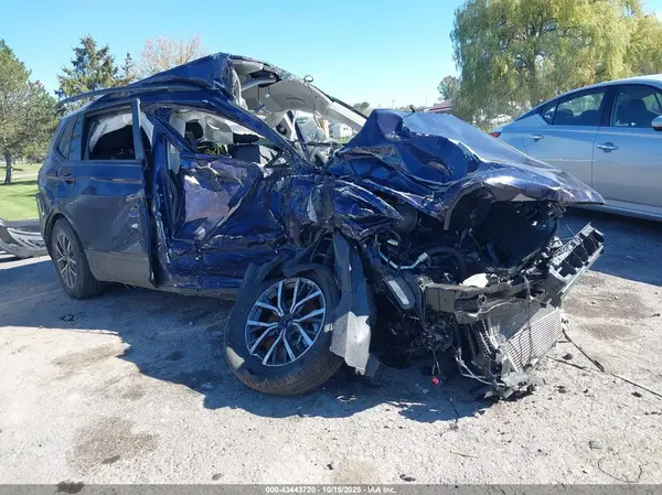 3VV0B7AXXMM117667 2021 VOLKSWAGEN TIGUAN - Image 1