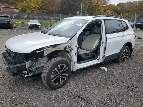 3VV0B7AXXNM085658 2022 VOLKSWAGEN TIGUAN - Image 1
