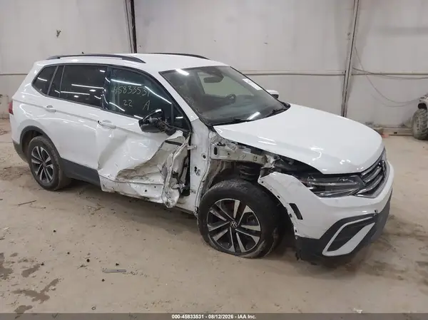 3VV0B7AXXNM157801 2022 VOLKSWAGEN TIGUAN - Image 1