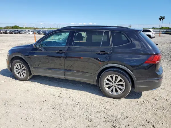 3VV1B7AX0JM027024 2018 VOLKSWAGEN TIGUAN - Image 2