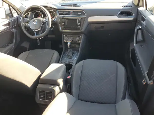 3VV1B7AX0JM033180 2018 VOLKSWAGEN TIGUAN - Image 8