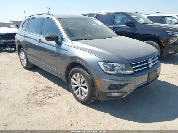 3VV1B7AX0JM034104 2018 VOLKSWAGEN TIGUAN - Image 1