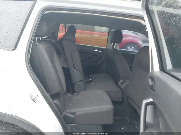 3VV1B7AX0JM041120 2018 VOLKSWAGEN TIGUAN - Image 8