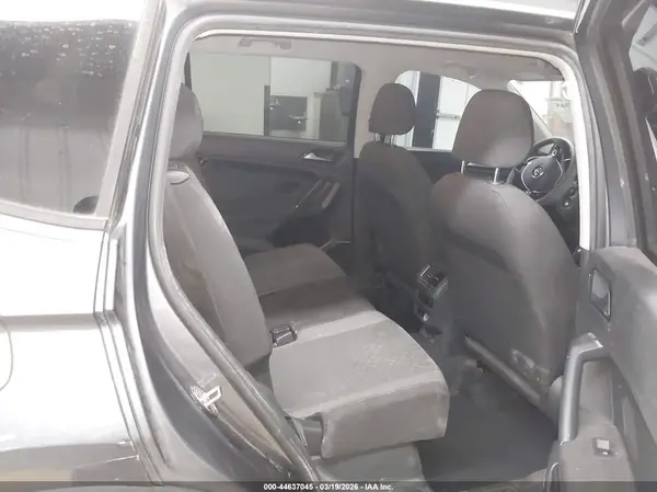 3VV1B7AX0JM052358 2018 VOLKSWAGEN TIGUAN - Image 8